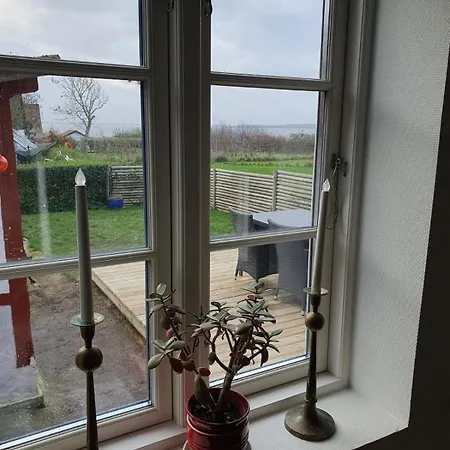 Vidunderligt Hus Pa Smukke Nyord 스테지