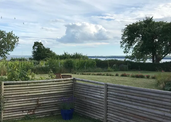 Vidunderligt Hus Pa Smukke Nyord * Stege